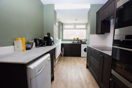 2 bedroom terraced house to rent - Photo 5