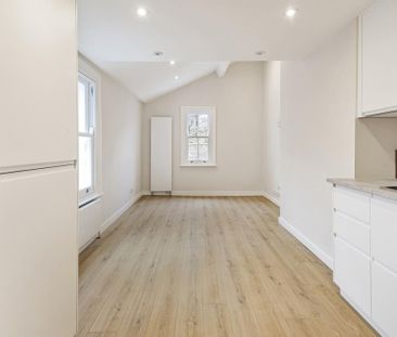 2 bedroom property to rent - Photo 4