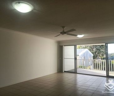 Lovely Unit in a Central Location - Photo 2