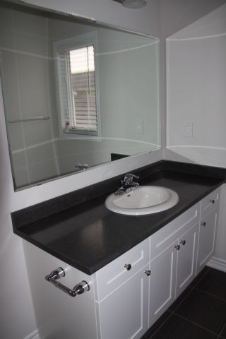 For Lease - 158 West Oak Trail, Kitchener, Ontario - Photo 2