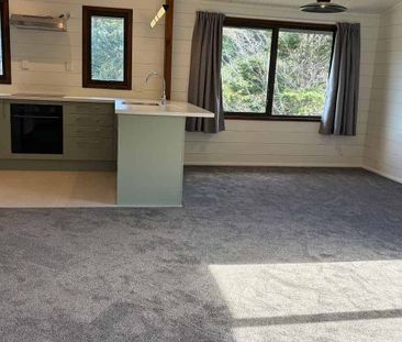 Freshly Renovated 3-Bedroom Home - Photo 4