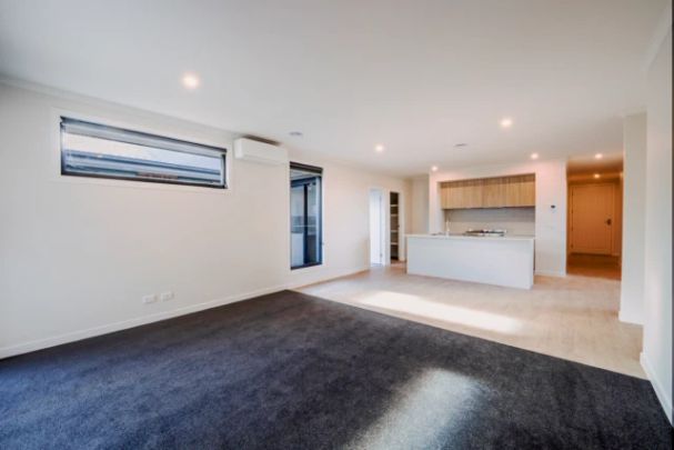 4 Bed, 2 Bath - Photo 1