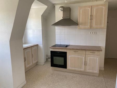 Location Appartement 2 pièces 44m² LE CREUSOT 71200 - Photo 4