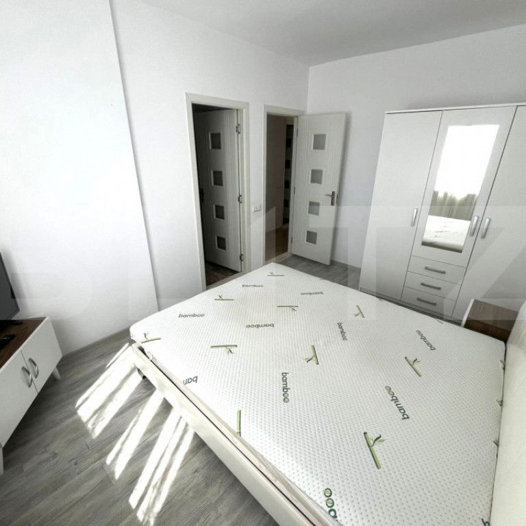 Apartament 3 camere decomandat, 62 mp, 2 bai, parcare, strad - Fotografie 1
