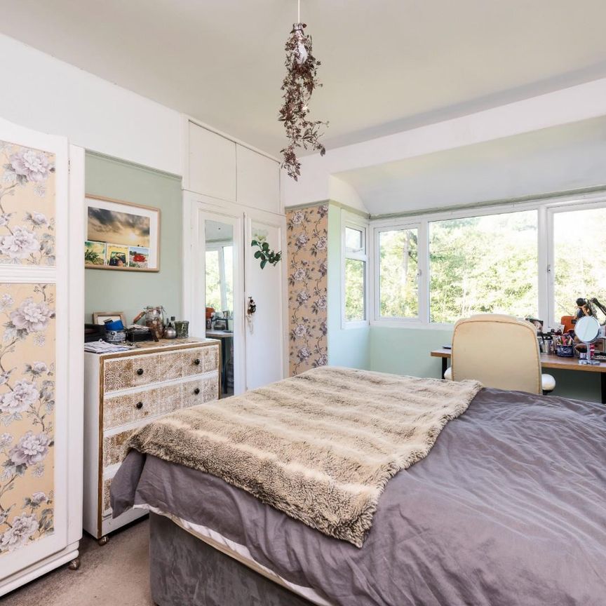 Entry Hill, Bath, BA2 - Photo 1