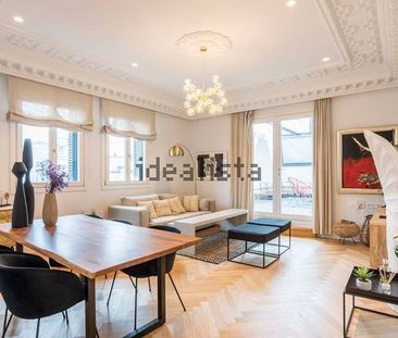 Alquiler de ático en Calle de Valverde - Photo 2