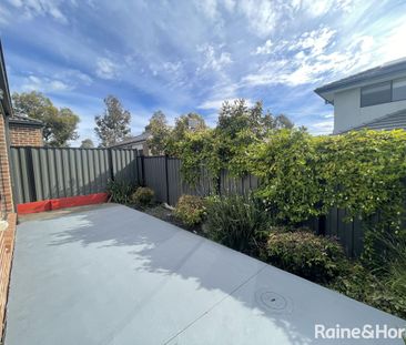 Stunning Family Home at - Photo 2