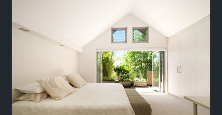 Stylish Contemporary Family Living in Cremorne - Photo 3