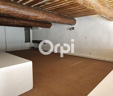 Appartement 3 pièces 60m2 MARSEILLE 1ER 1 151 euros - Photo 1