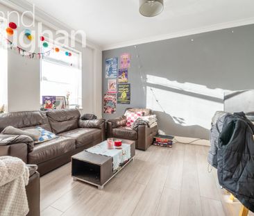 5 bedroom semi-detached house to rent - Photo 2