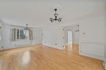 4 bedroom detached house to rent - Photo 3