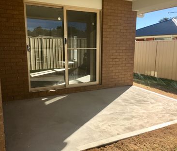 17B Lea Court, LAVINGTON NSW 2641 - Photo 5