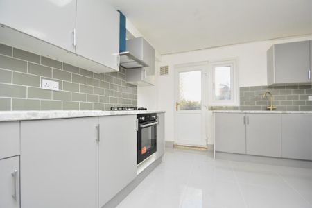 5 bedroom terraced house to rent - Photo 4