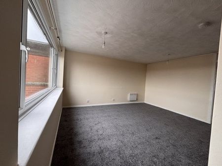 Lodge Road, Rugeley, WS15, Property for rent - Photo 4