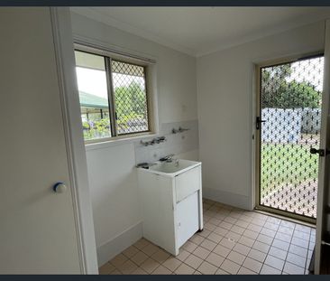 8 Ochina Crt, Kawungan, Qld 4655 - Photo 1