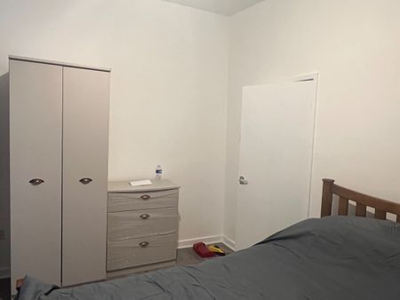 3 Bed Terraced House, Liverpool, L15 - Photo 4