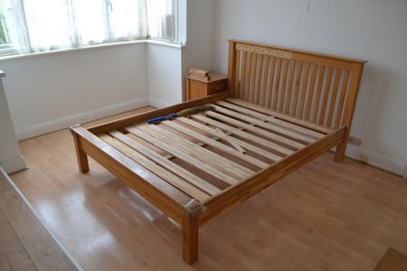3 bedroom end of terrace house to rent - Photo 4