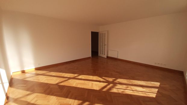 location Appartement T3 DE 74.2m² À VERSAILLES - Photo 1