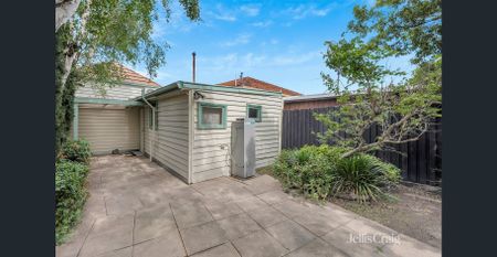 Two-Bedroom House in Brunswick West - Photo 3