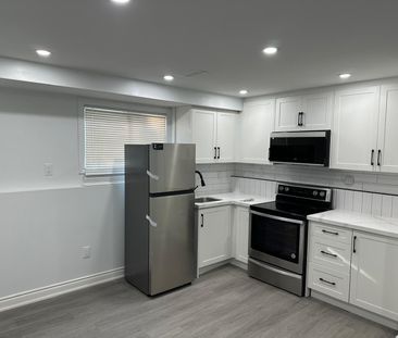 For Lease - 6903 Cumberland Court Unit# Unit 1, Niagara Falls, Ontario - Photo 4