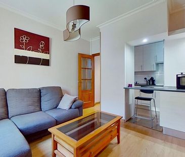 Piso de alquiler en Calle de Los Robles, San Diego - Photo 2