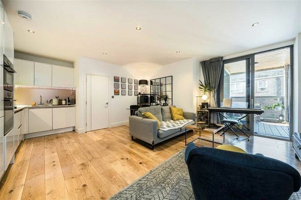 Bardsley Lane, Greenwich, SE10 - Photo 1