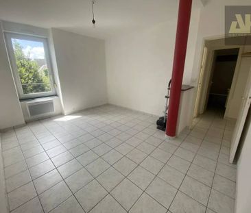 SAINT MICHEL - T2 AU 2EME ETAGE - Photo 1
