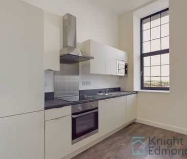 1 bed apartment to rent in New Road, Rochester, ME1 - Photo 1