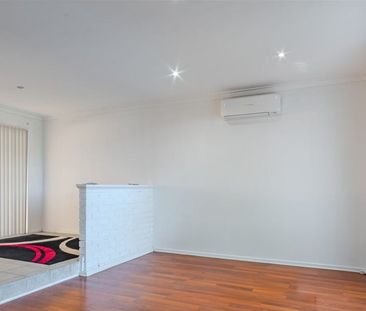 32 Abercairn Way, Parkwood WA 6147 - Photo 6