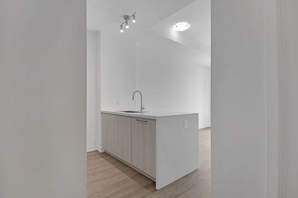 For Lease - 3 Rosewater Street Unit# TH107, Richmond Hill, Ontario - Photo 1