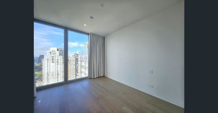 Furnished North Facing Bridge View Luxury Home in One Sydney Harbour - Photo 5