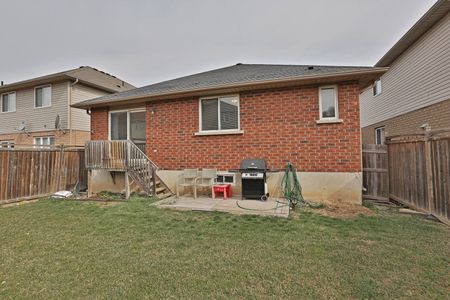 For Lease - 279 Nashville Circle Unit# 2, Hamilton, Ontario - Photo 3