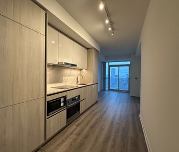 For Lease - 8 Interchange Way Unit# 4207, Vaughan, Ontario - Photo 4