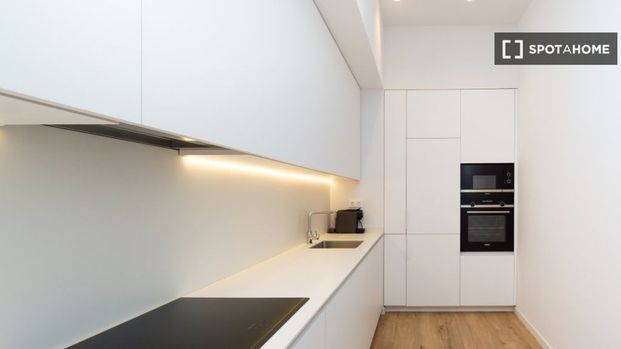 3 room luxury Apartment for rent in Barcelona, Spain - Photo 1