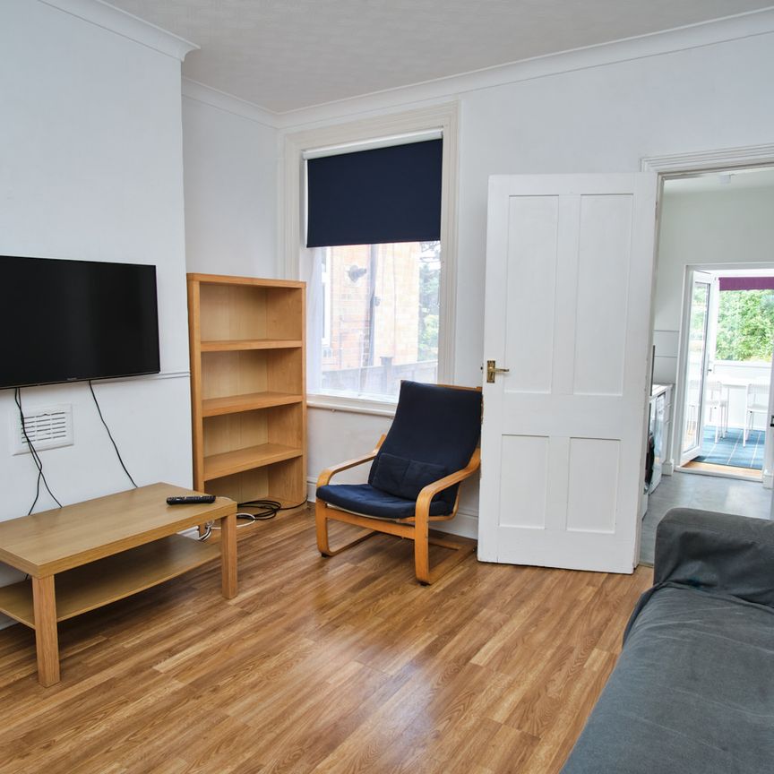 1 George Street - Photo 1