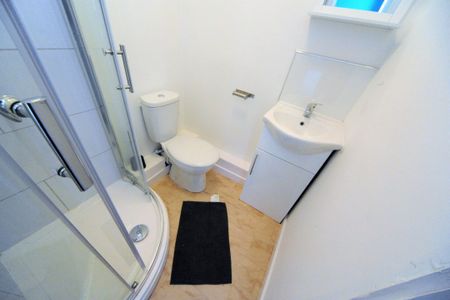 To Let : Albert Road , Middlesbrough ,TS1 2PP - Photo 5