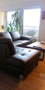 Vue exceptionnelle sur le fleuve – Condos Le Beauvoir à Lévis - chauffé meublé - Photo 3