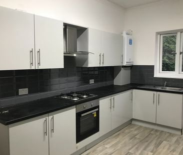 5 Bed Terraced House, Shrewsbury Road, E7 - Photo 6