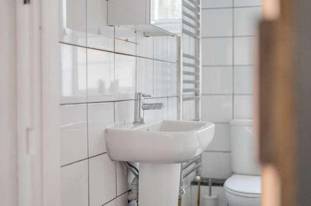 St. Johns Hill, Reading, RG1 - Photo 3