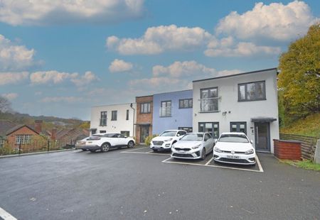 Treadaway Hill, Loudwater, High Wycombe,HP10 - Photo 5