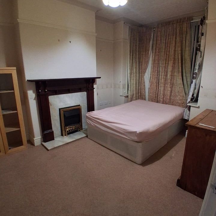 3 Bed Terraced House, Haddon St, M6 - Photo 2
