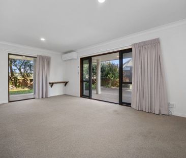 44A Sylvania Drive, Matua - Photo 2