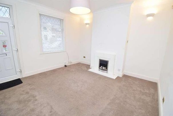 Ledger Lane, Wakefield, WF1 - Photo 1