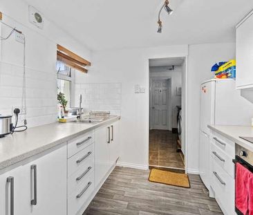 Fellowes Place, Stoke, Plymouth, PL1 - Photo 4