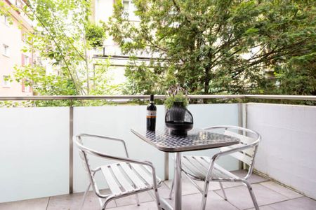2.5 ZIMMER APARTMENT MIT SEPARATER KÜCHE UND BALKON - Photo 2