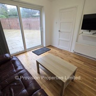 3 Bedroom House, Ghyll Road, Leeds - Photo 1