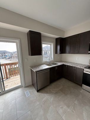 For Lease - 660 Colborne Street Unit# 158, Brantford, Ontario - Photo 1
