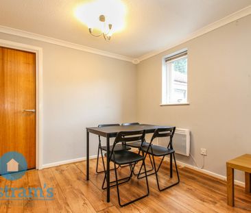 2 bed Apartment for Rent - Photo 3