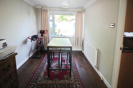 Sandbed Court, Leeds - Photo 2