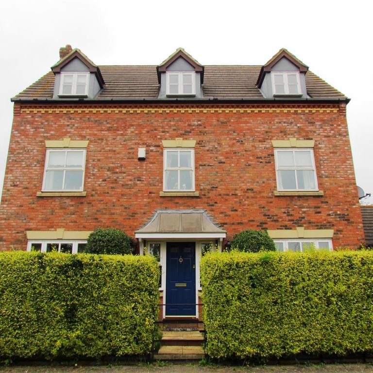 5 bedroom detached house to rent - Photo 1